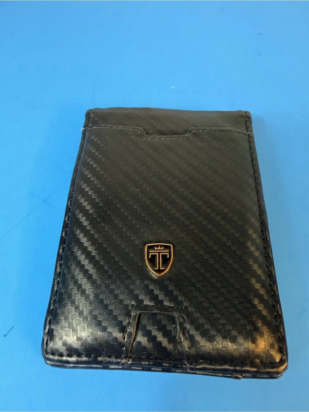 Black Carbon Fiber Magnetic Wallet Sleeve